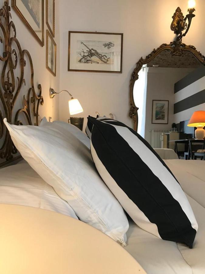 Sanctus Syrus 4 Hotel Albenga Buitenkant foto